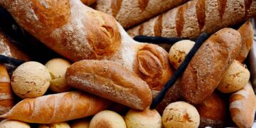 Fresh bread picture