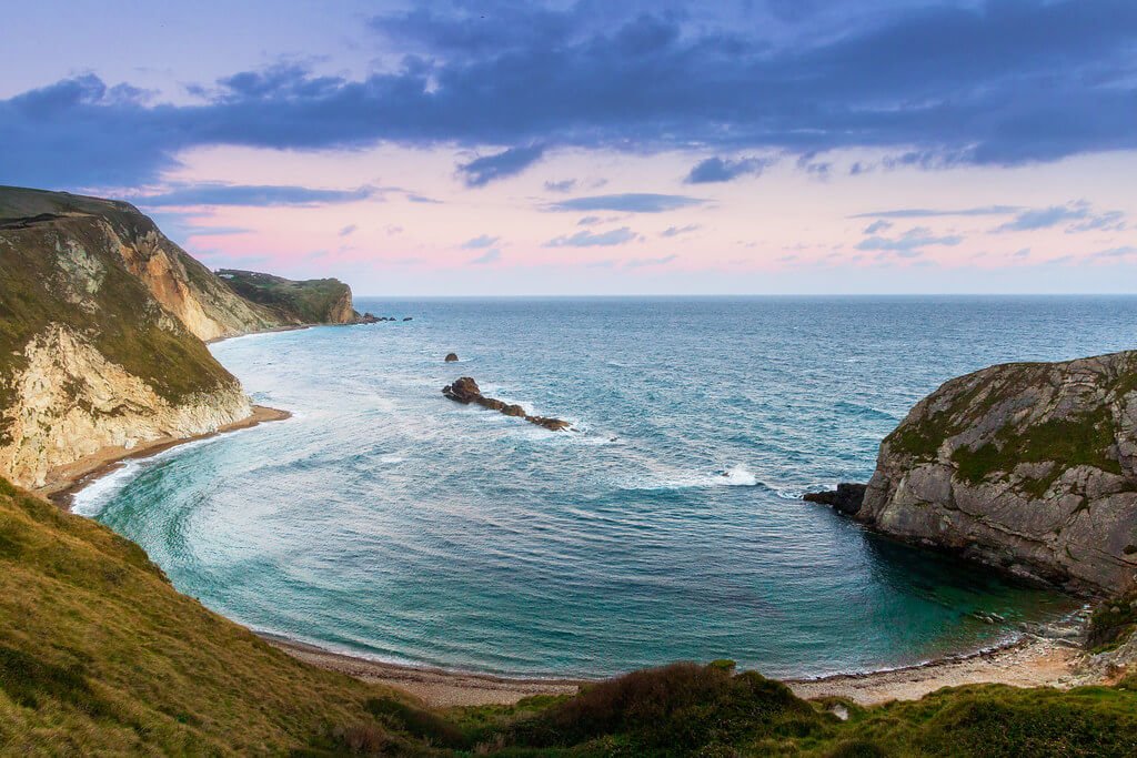 Beautiful vista of man'o war beach on the other side of durdle door