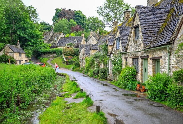 Stay in bourton on water