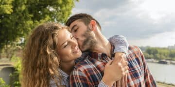 Man kissing woman-odds of finding love after 40